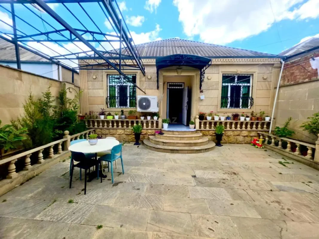Satılır 3 otaqlı həyət evi 85 m²
