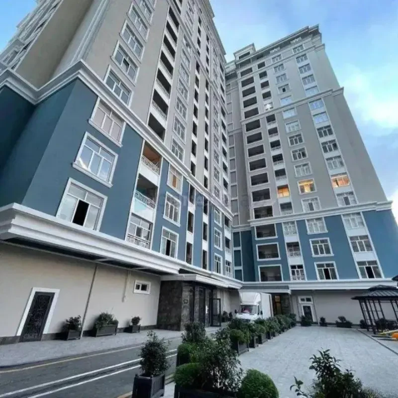 Kirayə verilir 2 otaqlı mənzil 80 m²