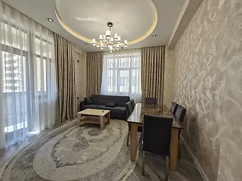 Kirayə verilir 2 otaqlı mənzil 80 m² — Bakı 2 otaq 80.00 m²