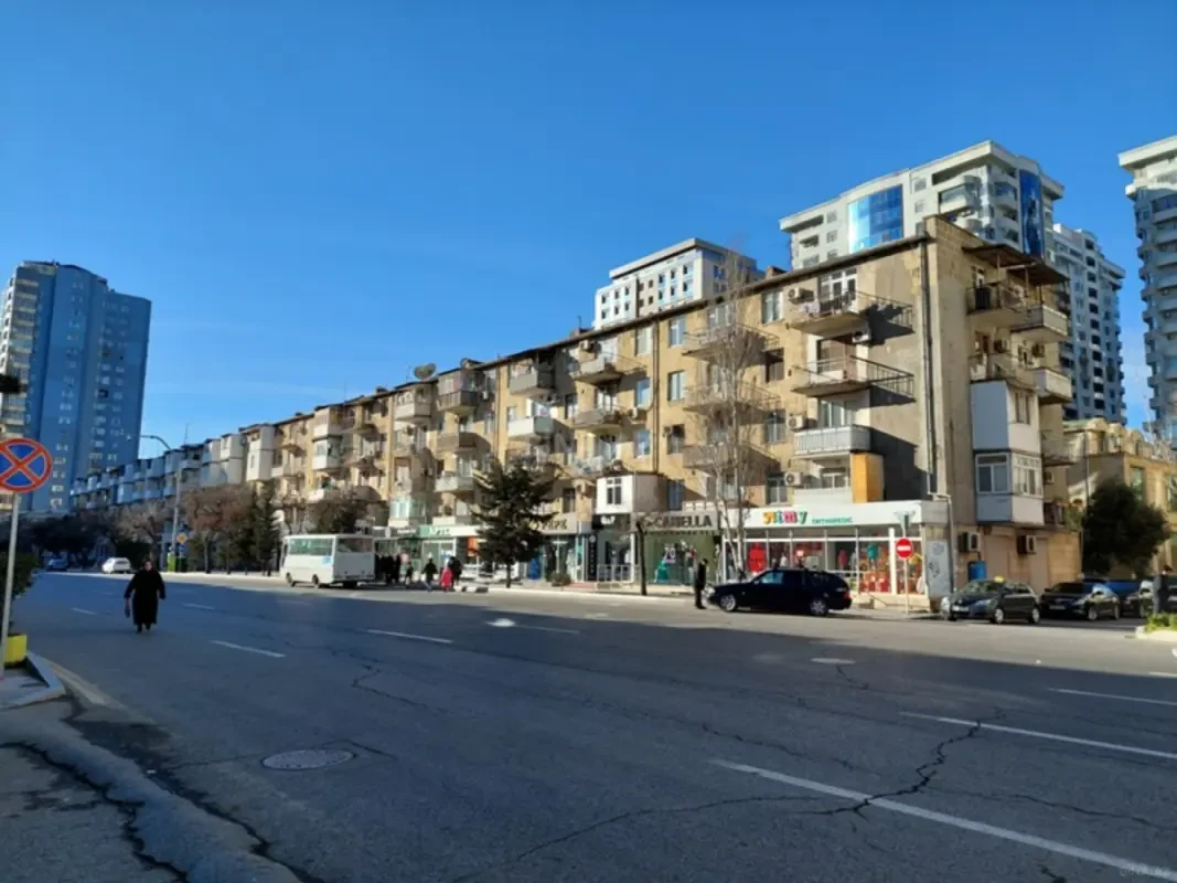 Kirayə verilir 2 otaqlı mənzil 55 m²