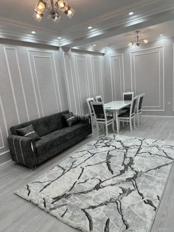Kirayə verilir 2 otaqlı mənzil 80 m²