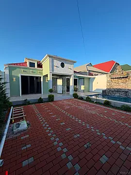 Satılır 4 otaqlı həyət evi 135 m² — Bakı 4 otaq 135.00 m²