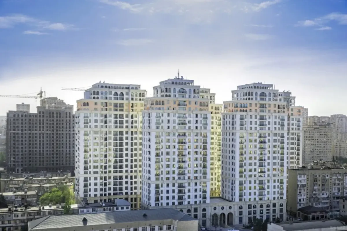 Kirayə verilir 3 otaqlı mənzil 157 m²