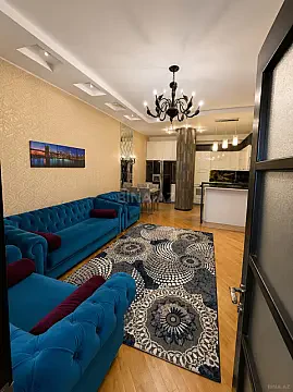 Kirayə verilir 3 otaqlı mənzil 90 m² — Bakı 3 otaq 90.00 m²