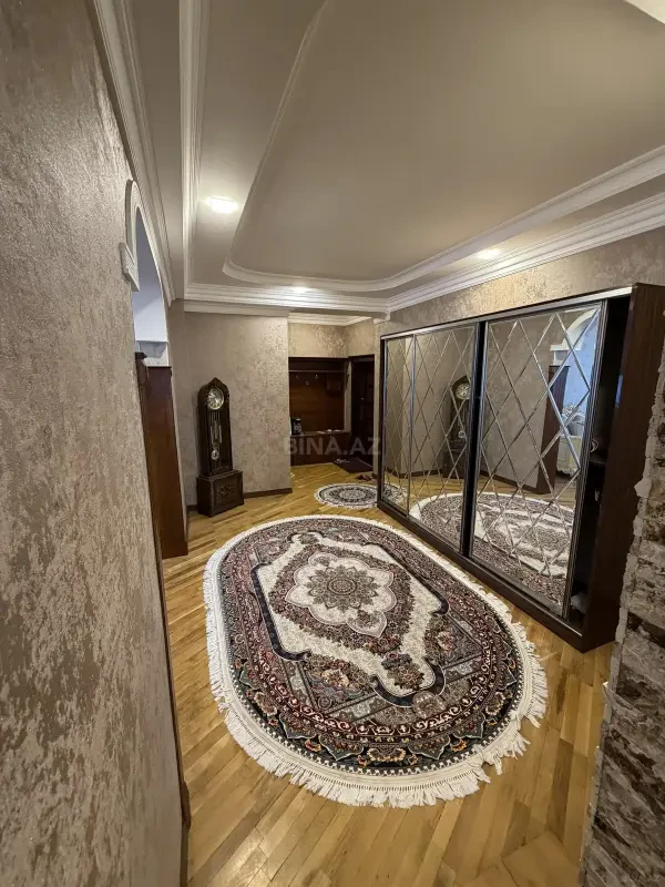 Kirayə verilir 3 otaqlı mənzil 98.1 m²