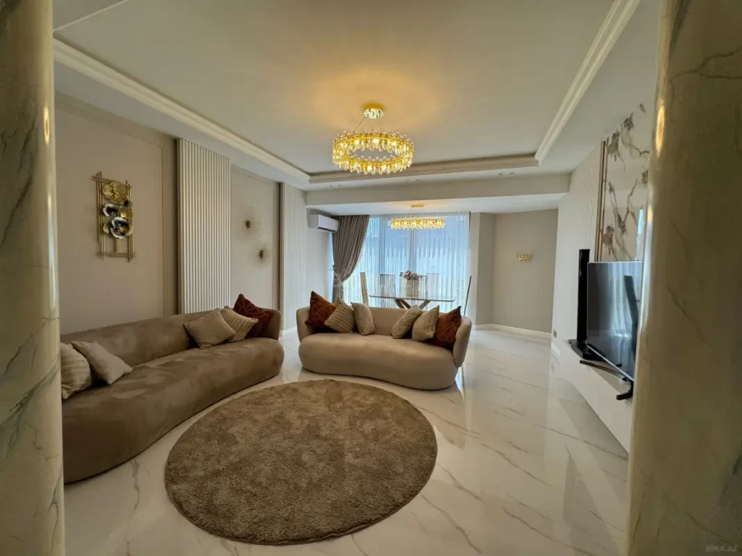 Satılır 3 otaqlı mənzil 117 m²