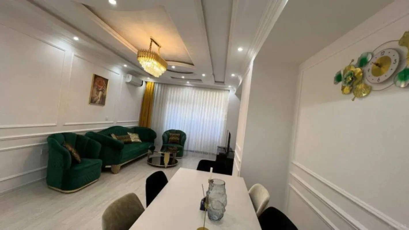 Kirayə verilir 3 otaqlı mənzil 148 m²