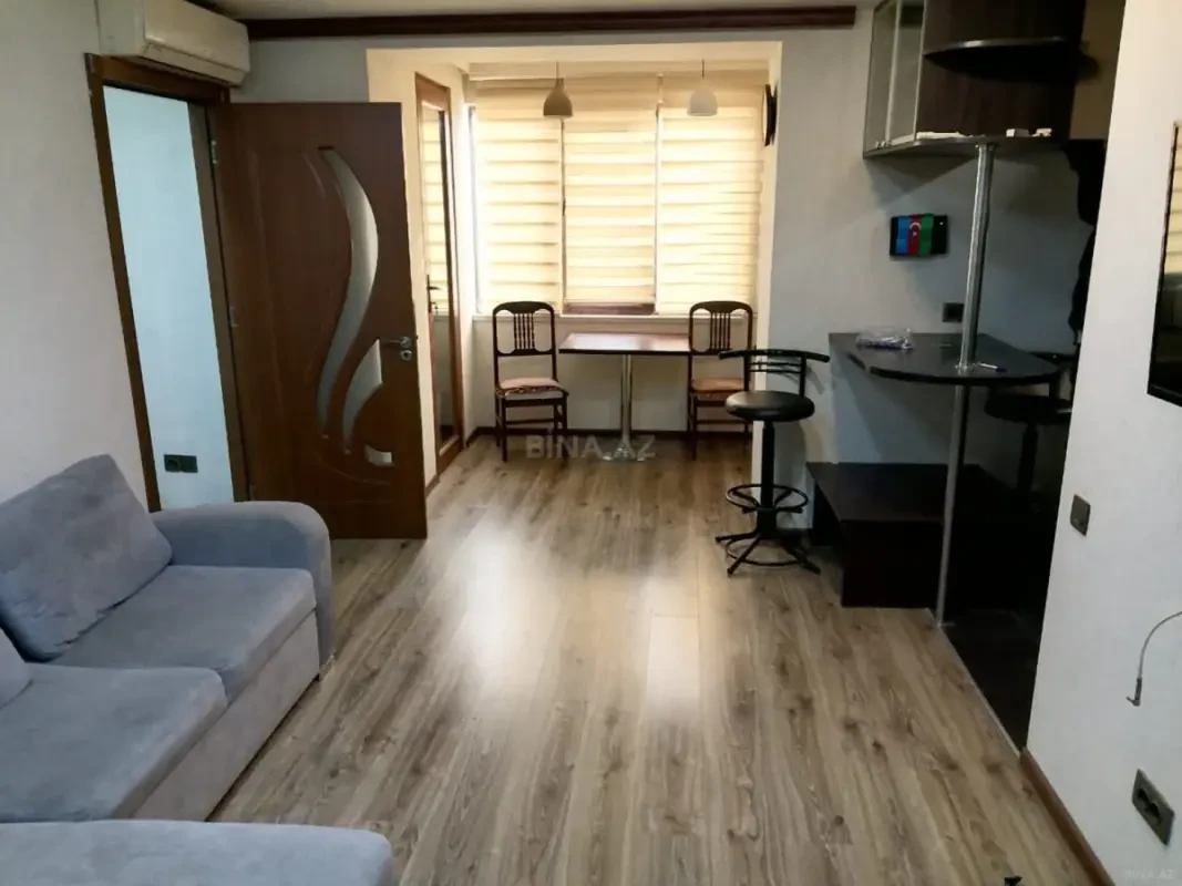 Kirayə verilir 2 otaqlı mənzil 50 m²