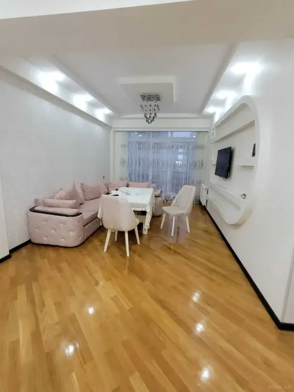 Kirayə verilir 3 otaqlı mənzil 100 m²