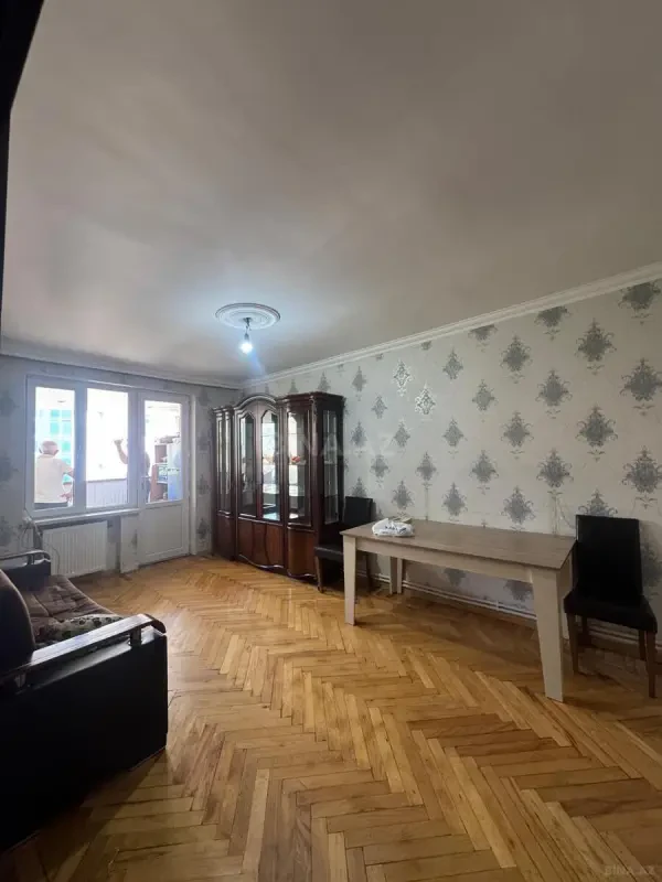 Satılır 3 otaqlı mənzil 70 m²