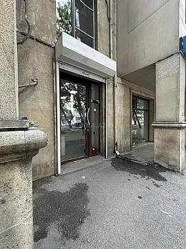 Kirayə verilir obyekt 40 m² — Bakı, İnşaatçılar 40.00 m²