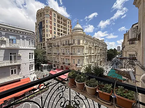 Satılır 2 otaqlı mənzil 38 m² — Bakı, Sahil qəs. 2 otaq 38.00 m²