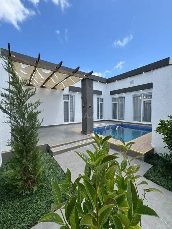 Satılır 4 otaqlı həyət evi 150 m²