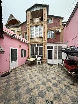 Satılır 8 otaqlı həyət evi 270 m² — Bakı, Yeni Günəşli 8 otaq 270.00 m²