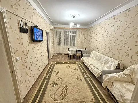 Kirayə verilir 2 otaqlı mənzil 60 m² — Bakı, Memar Əcəmi yanı 2 otaq 60.00 m²