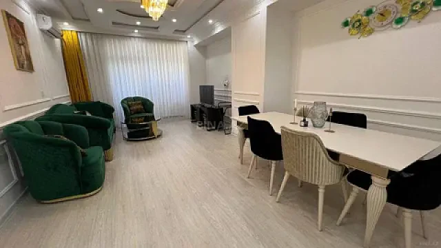 Kirayə verilir 3 otaqlı mənzil 150 m² — Bakı 3 otaq 150.00 m²