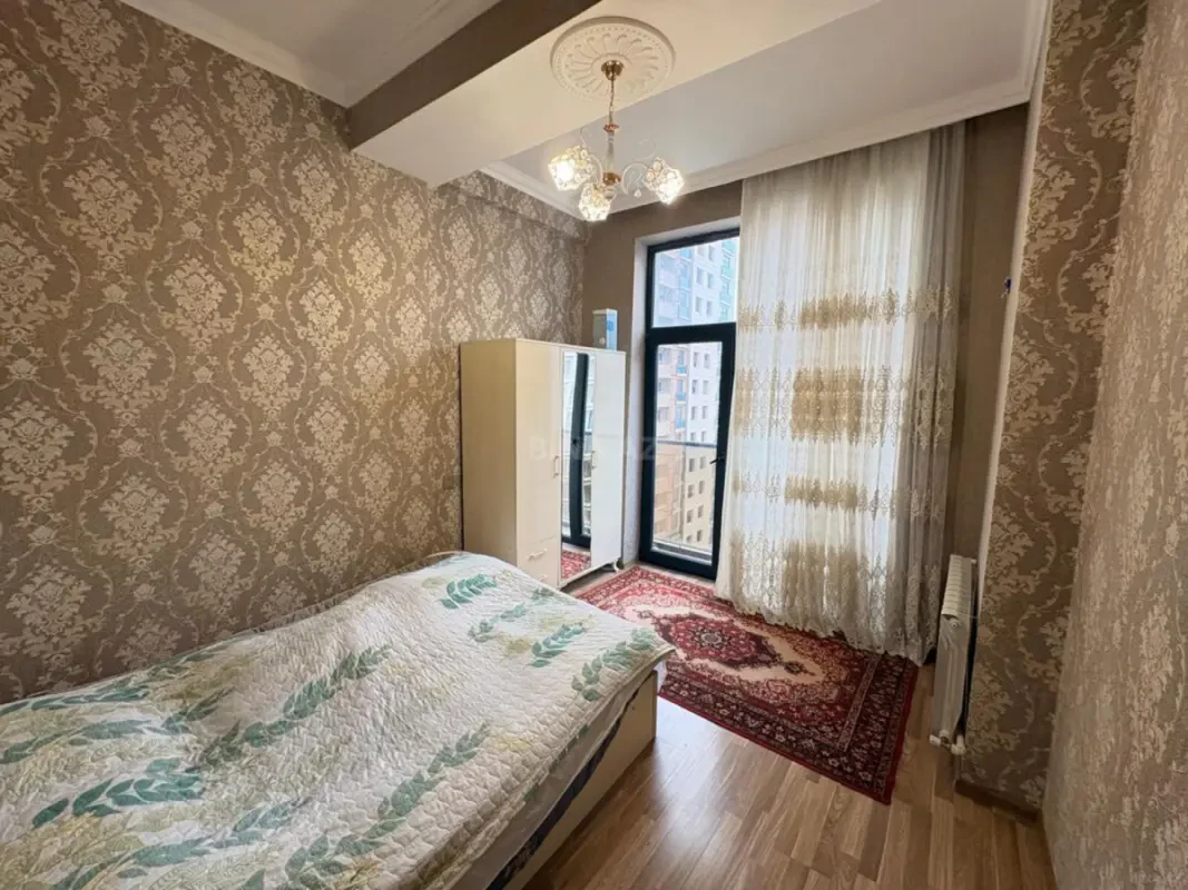 Kirayə verilir 2 otaqlı mənzil 55 m²