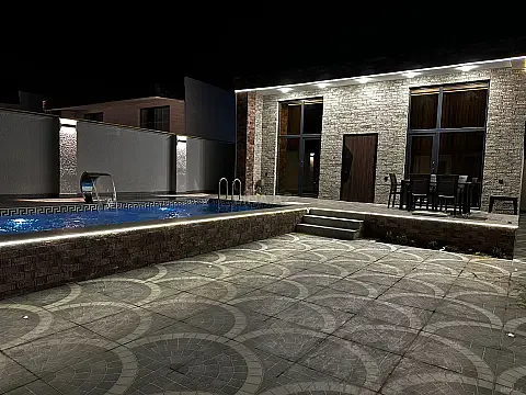Kirayə verilir 3 otaqlı həyət evi 150 m² — Bakı, Novxanı 3 otaq 150.00 m²