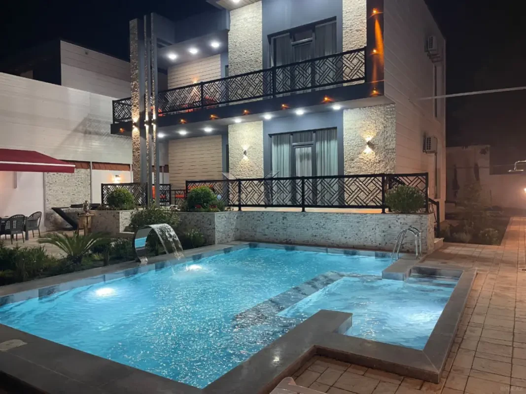 Kirayə verilir 5 otaqlı həyət evi 195 m²