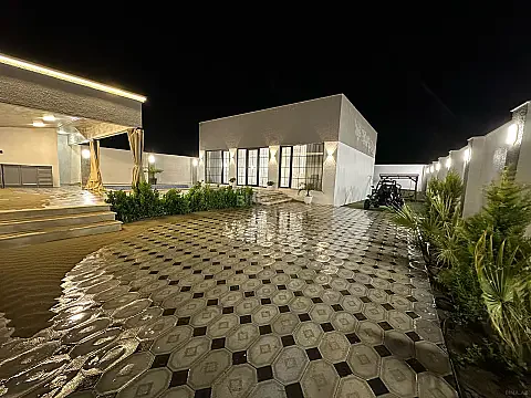 Kirayə verilir 3 otaqlı həyət evi 100 m² — Bakı, Şüvəlan 3 otaq 100.00 m²