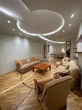 Kirayə verilir 3 otaqlı mənzil 130 m² — Bakı, Nəsimi 3 otaq 130.00 m²