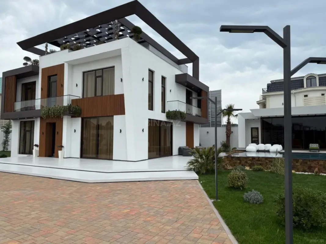 Kirayə verilir 6 otaqlı həyət evi 550 m²