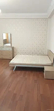 Kirayə verilir 3 otaqlı mənzil 130 m² — Bakı 3 otaq 130.00 m²