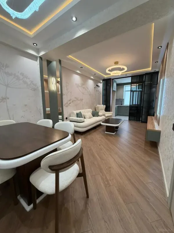 Satılır 3 otaqlı mənzil 100 m²
