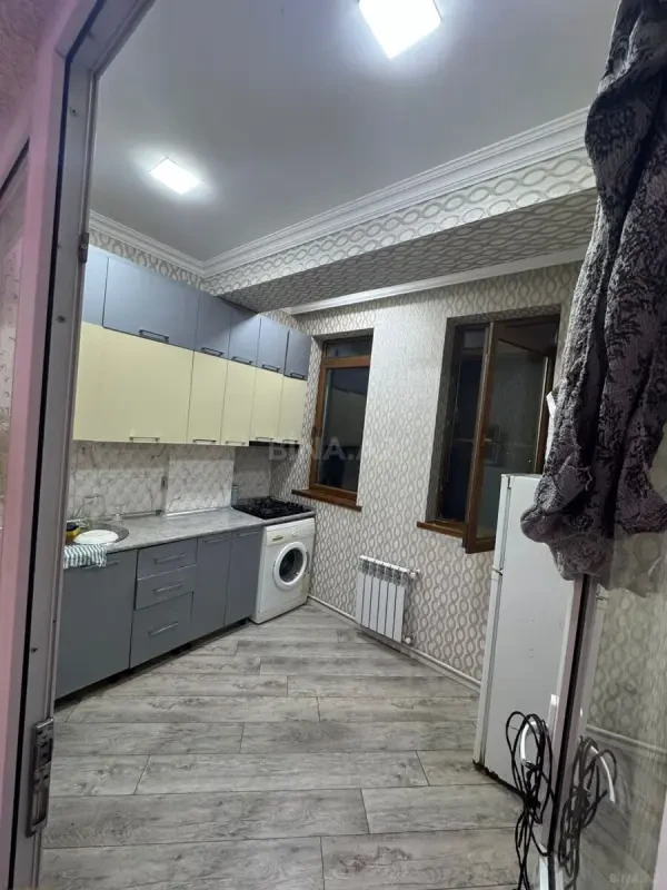 Kirayə verilir 2 otaqlı mənzil 56 m²