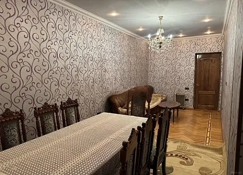 Kirayə verilir 2 otaqlı mənzil 108 m² — Bakı 2 otaq 108.00 m²