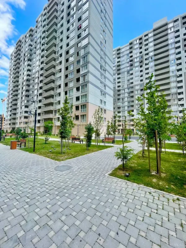 Kirayə verilir 3 otaqlı mənzil 100 m²