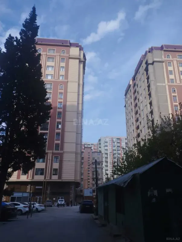 Satılır 3 otaqlı mənzil 115 m²