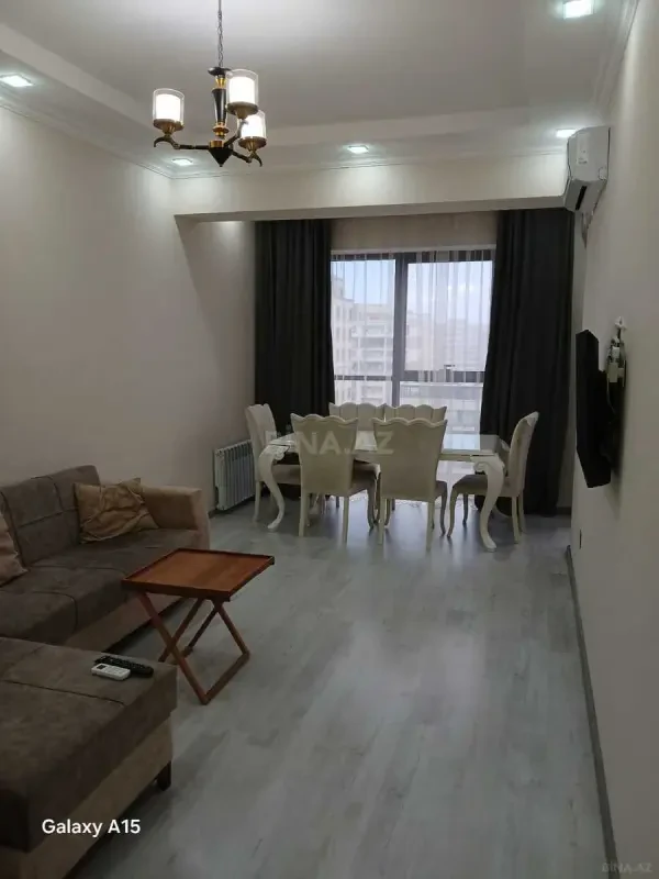 Kirayə verilir 2 otaqlı mənzil 80 m²