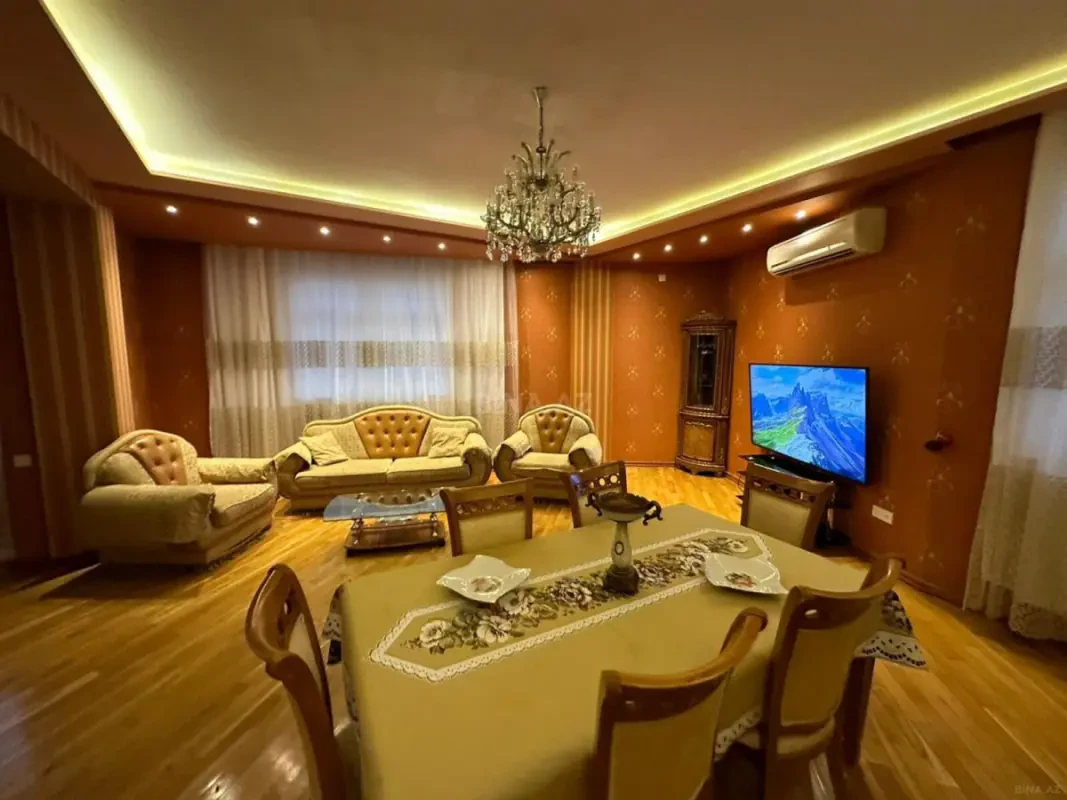 Kirayə verilir 3 otaqlı mənzil 110 m²