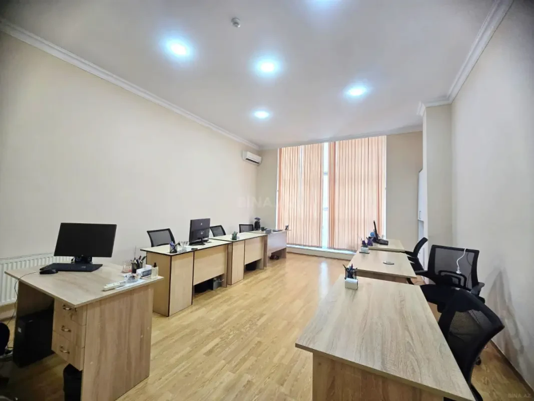 Kirayə verilir 1 otaqlı ofis 40 m²