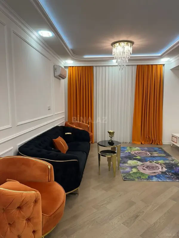 Kirayə verilir 3 otaqlı mənzil 148 m²