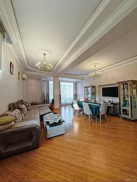 Kirayə verilir 2 otaqlı mənzil 150 m² — Bakı 2 otaq 150.00 m²