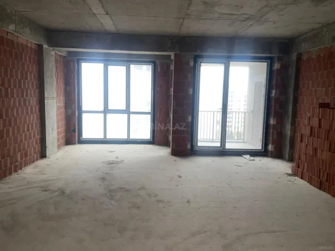 Satılır 2 otaqlı mənzil 80 m²