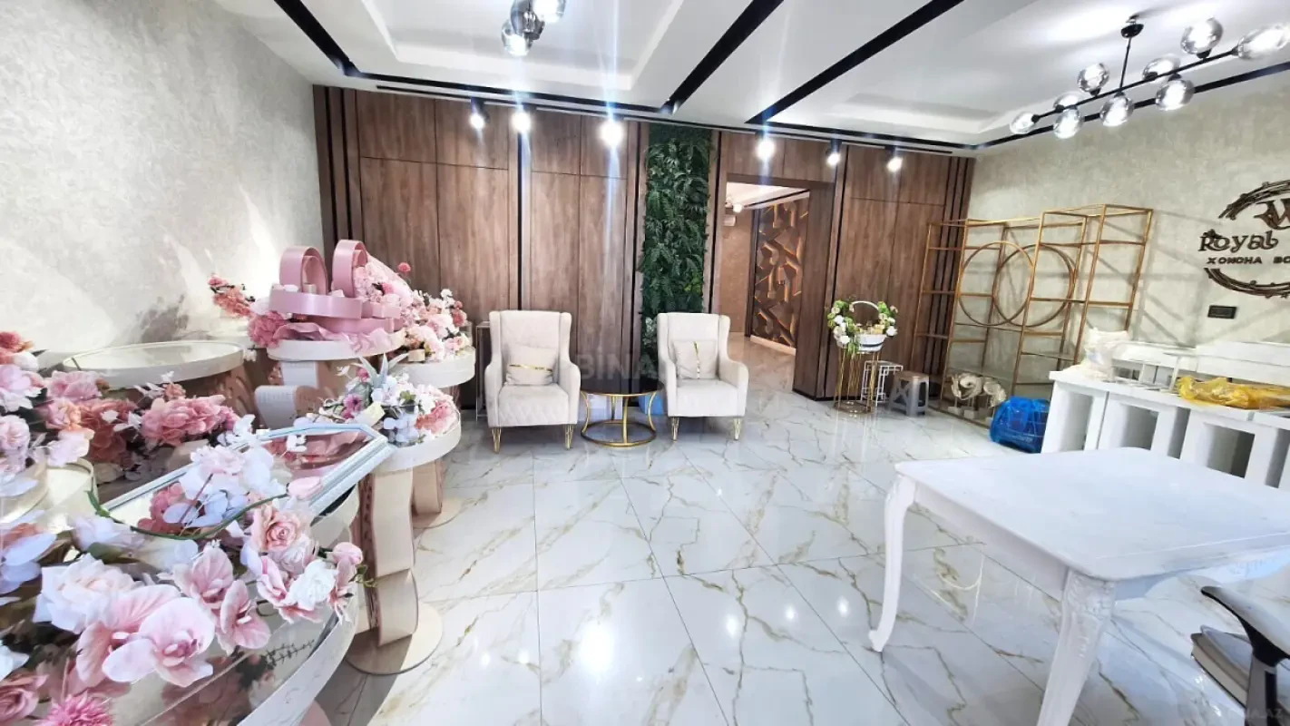 Kirayə verilir obyekt 120 m²