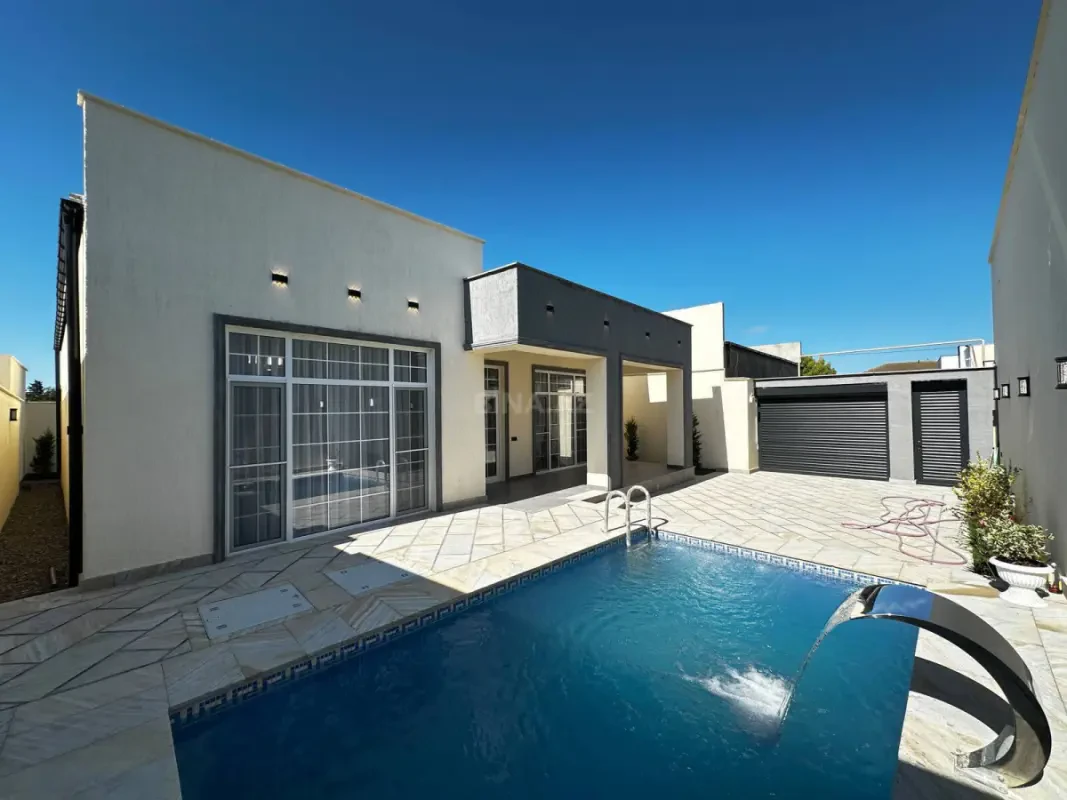 Satılır 4 otaqlı həyət evi 150 m²