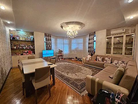 Satılır 2 otaqlı mənzil 105 m² — Bakı 2 otaq 105.00 m²