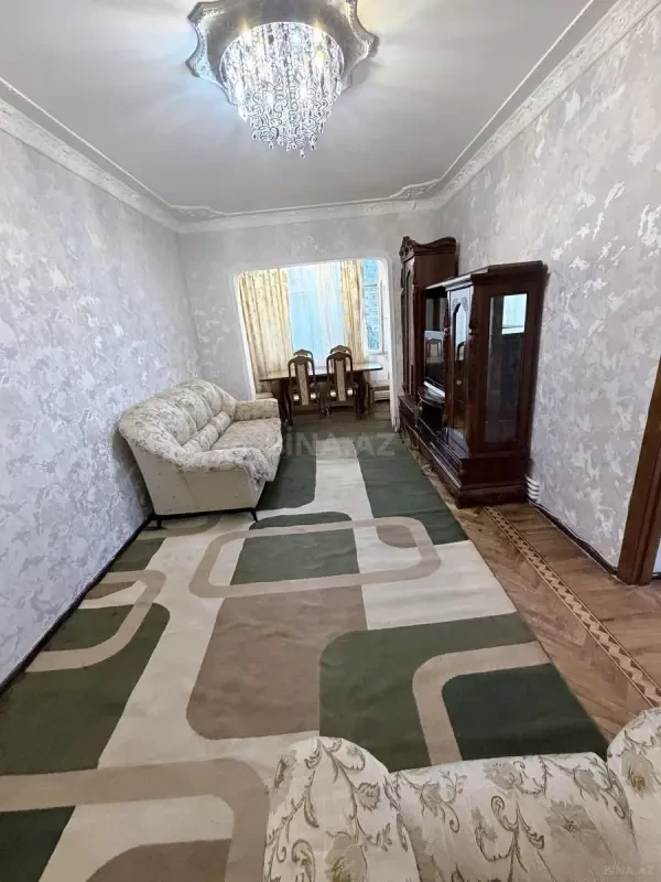Kirayə verilir 2 otaqlı mənzil 55 m²