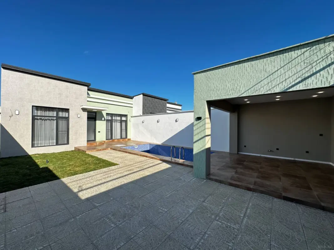 Satılır 4 otaqlı həyət evi 150 m²