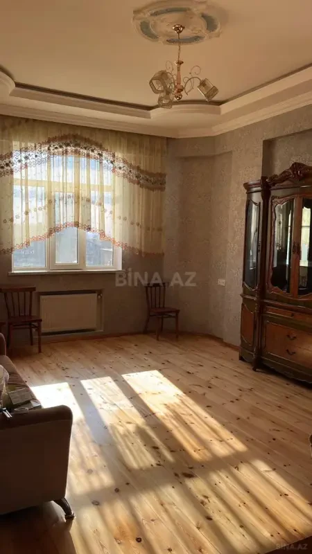Kirayə verilir 2 otaqlı mənzil 52 m²