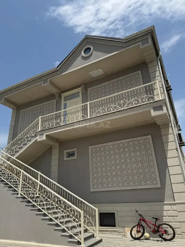 Kirayə verilir 3 otaqlı həyət evi 200 m²