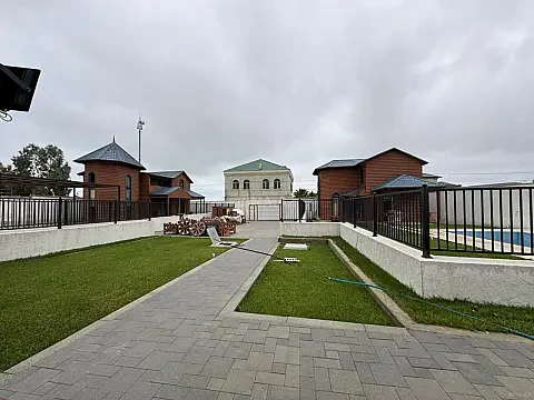 Satılır 15 otaqlı həyət evi 800 m² — Bakı, Sea Breeze 15 otaq 800.00 m²