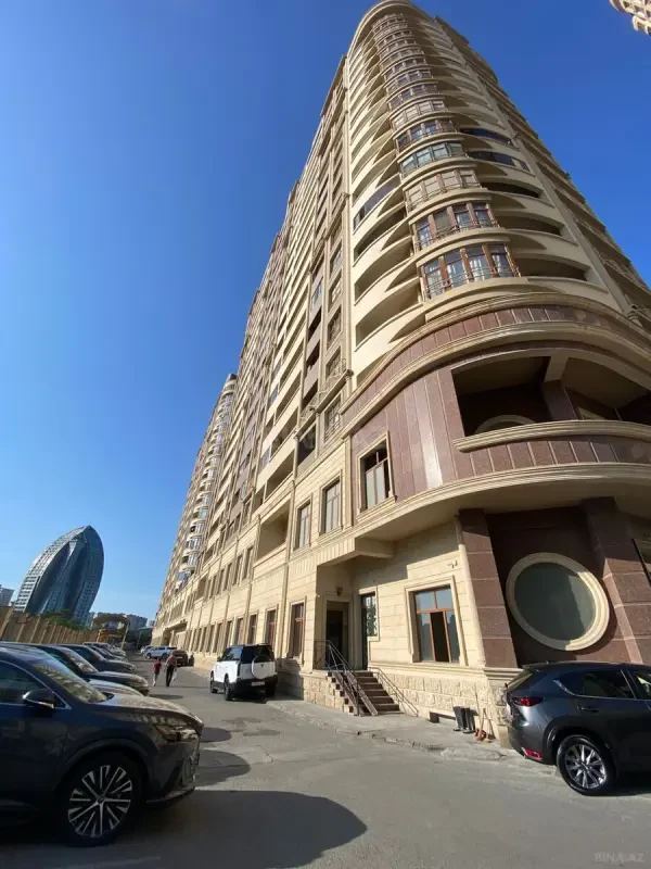 Kirayə verilir 3 otaqlı mənzil 120 m²