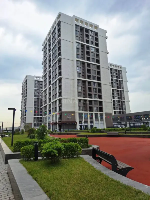 Satılır 2 otaqlı mənzil 79.3 m²
