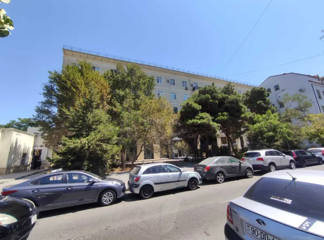Kirayə verilir 3 otaqlı mənzil 75 m²