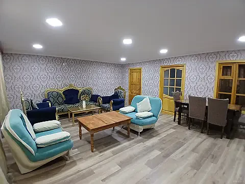 Kirayə verilir 5 otaqlı mənzil 170 m² — Bakı 5 otaq 170.00 m²